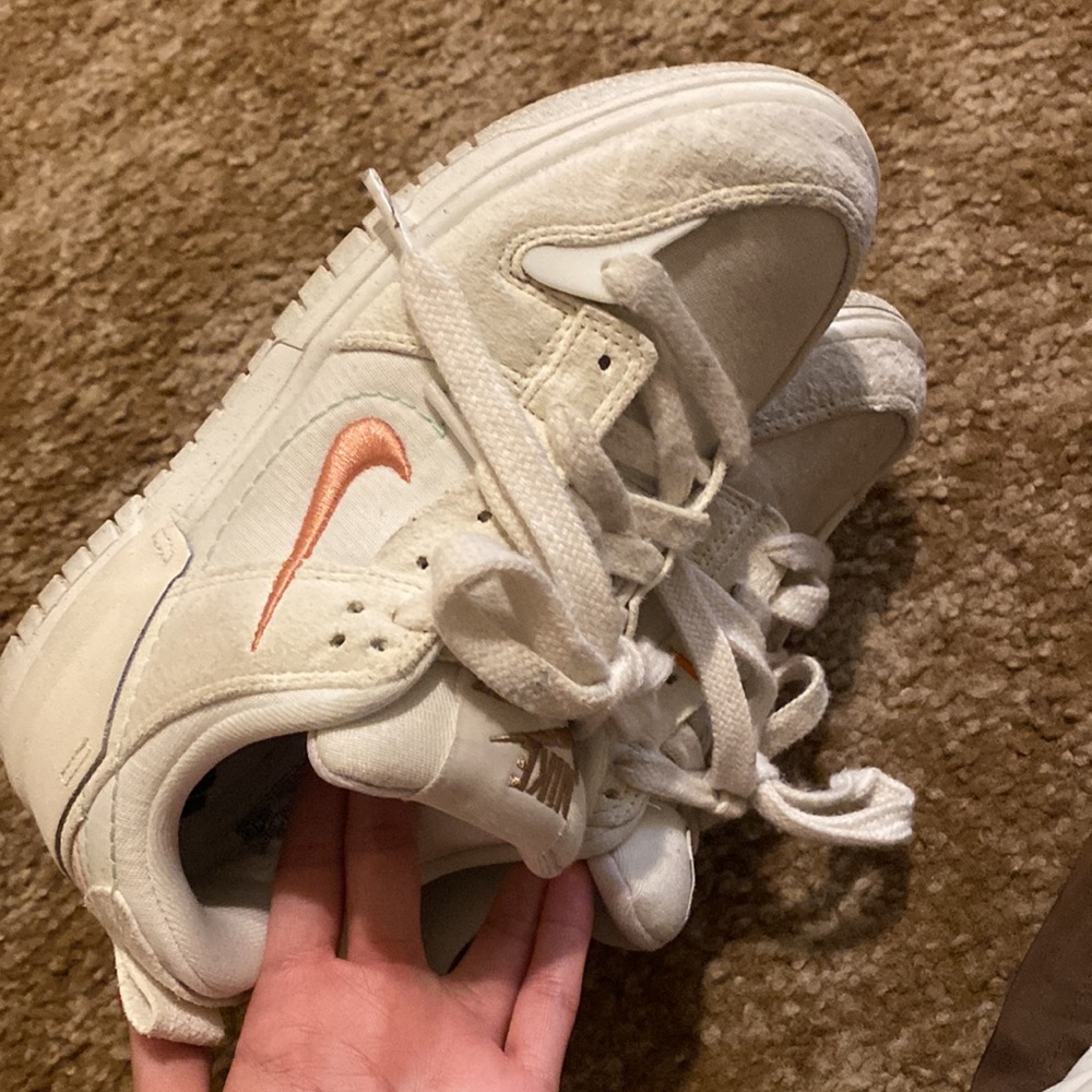 Nike Dunks - Picture 3 of 4